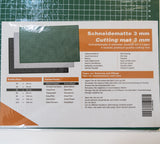Schneideunterlage, transparent und farbig